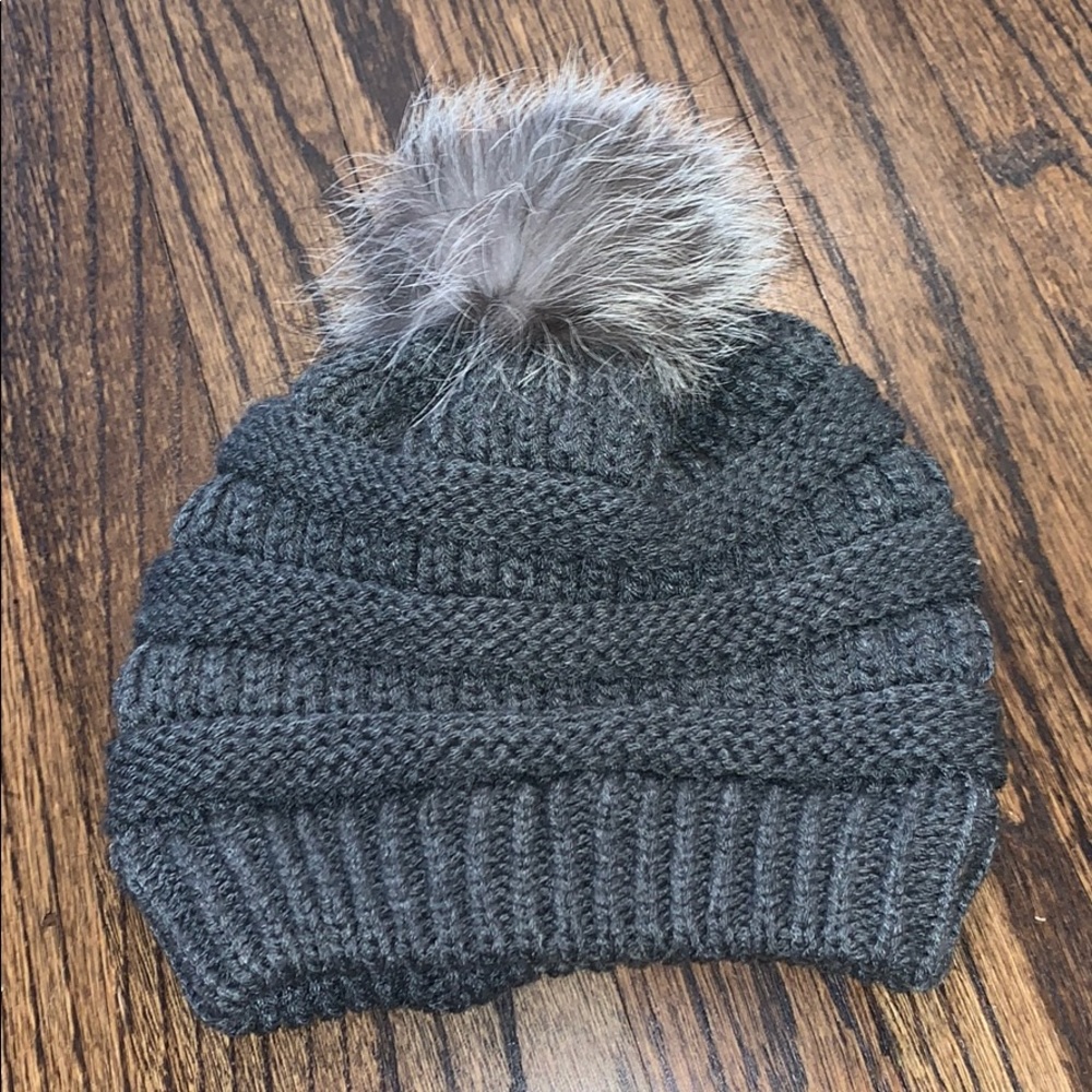 Knit Pom beanie